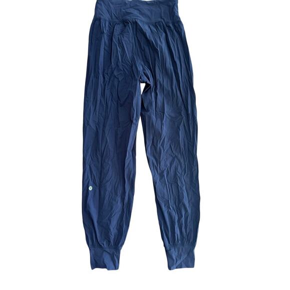 Lululemon Athletica Women's Blue Sun Setter Joggers Pants Size 4 - Picture 1 of 4